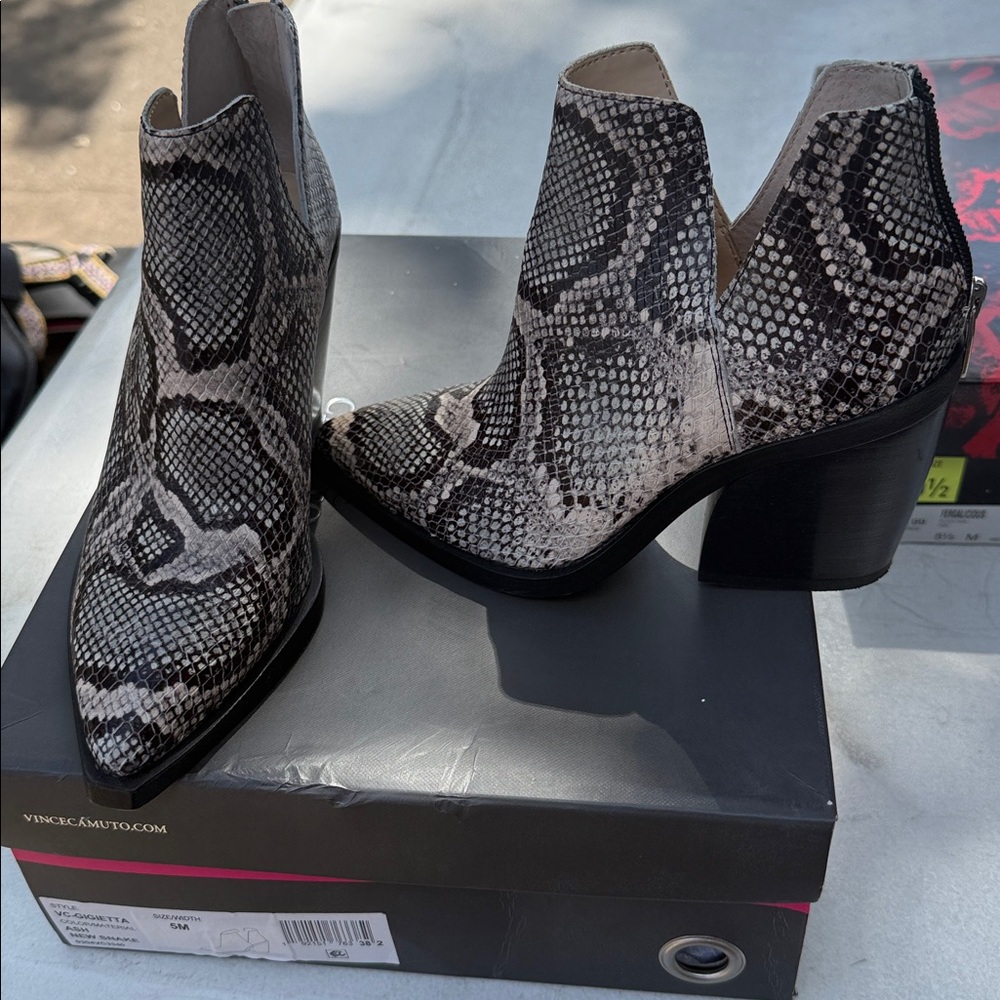 Vince Camuto Black and Gray Snakeskin Boots